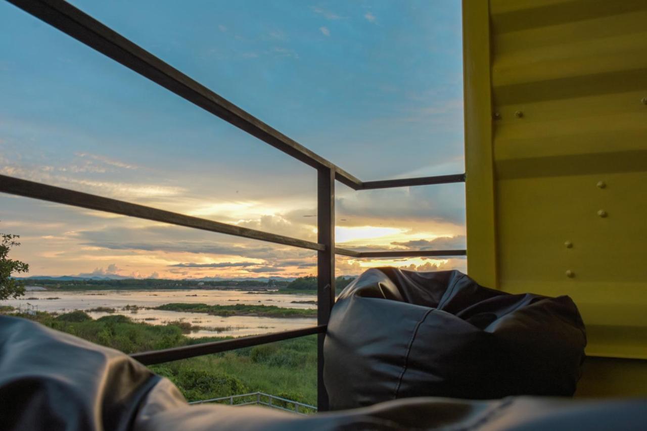 Inbox Living Rimkhong Hotel Chiang Khan Bagian luar foto