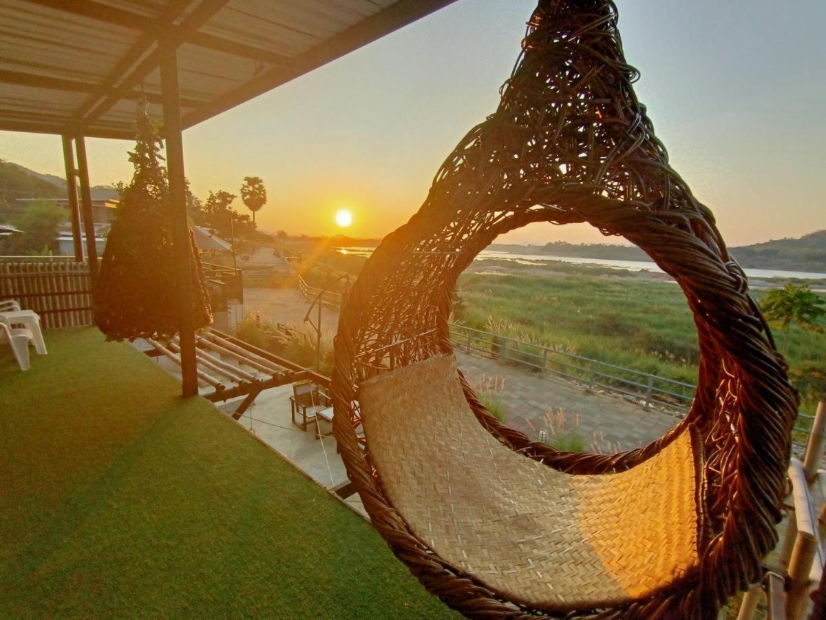 Inbox Living Rimkhong Hotel Chiang Khan Bagian luar foto