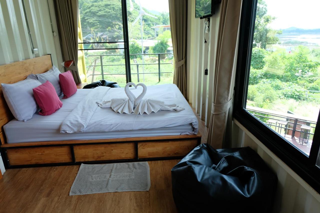 Inbox Living Rimkhong Hotel Chiang Khan Bagian luar foto